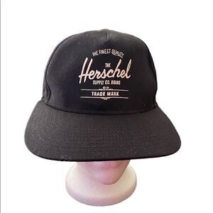 Herschel Youth Size Snapback. EUC.